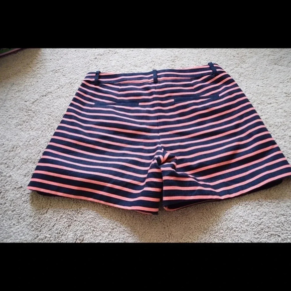 NWOT J. Crew printed shorts! - Picture 4 of 4